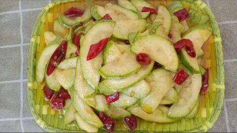 专业吃瓜30年,揭秘娱乐圈幕后真相