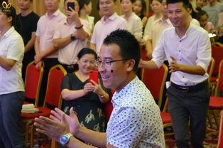 吃瓜大赛蒙眼,吃瓜大赛一触即发！