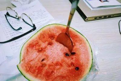 台州临海吃瓜事件,一场网络热议背后的真相与反思