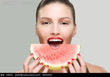 美女高清吃瓜图片,一场视觉盛宴